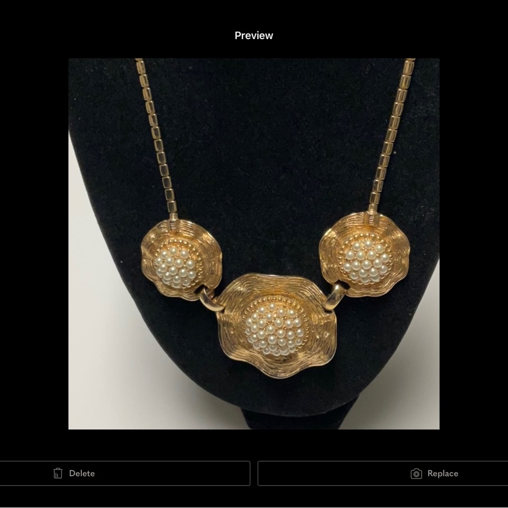 Gold Floral Statement Necklace - Women Jewelry - Picture 2 of 5